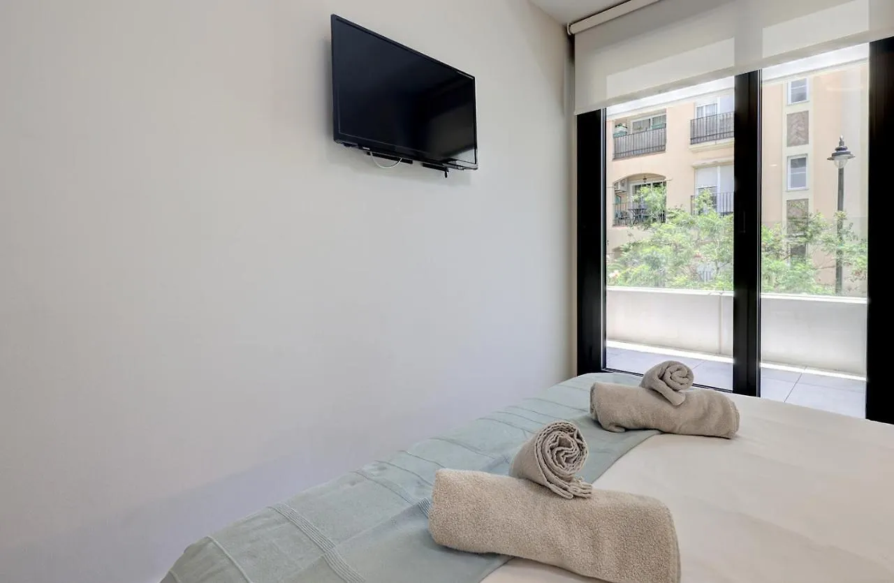 Stylish 2 Bedroom Apartment In Estepona Old Town 0*,