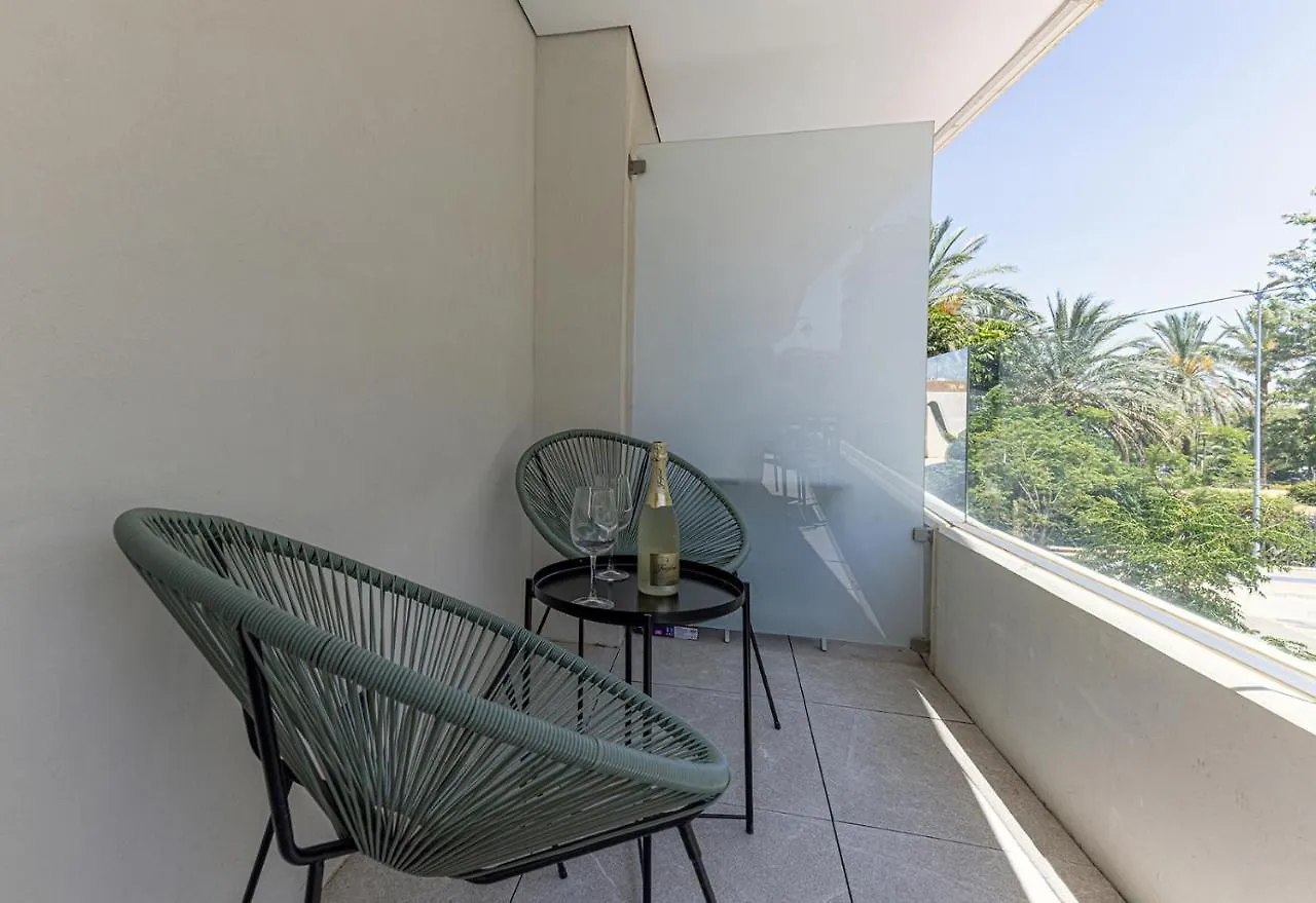 Stylish 2 Bedroom Apartment In Estepona Old Town