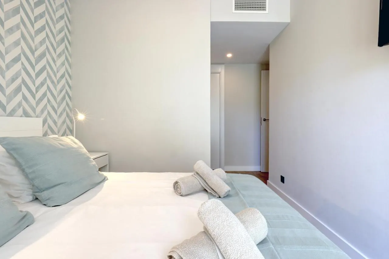 Stylish 2 Bedroom Apartment In Estepona Old Town