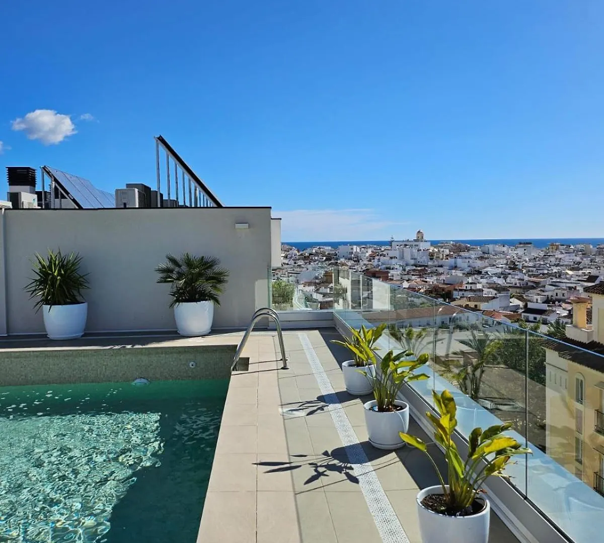 Stylish 2 Bedroom Apartment In Estepona Old Town